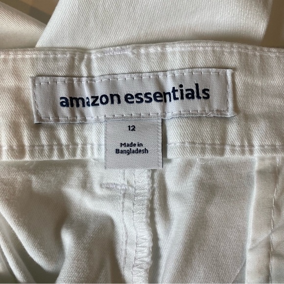 Amazon Essentials size 12 white classic chino shorts NEW - Picture 4 of 7